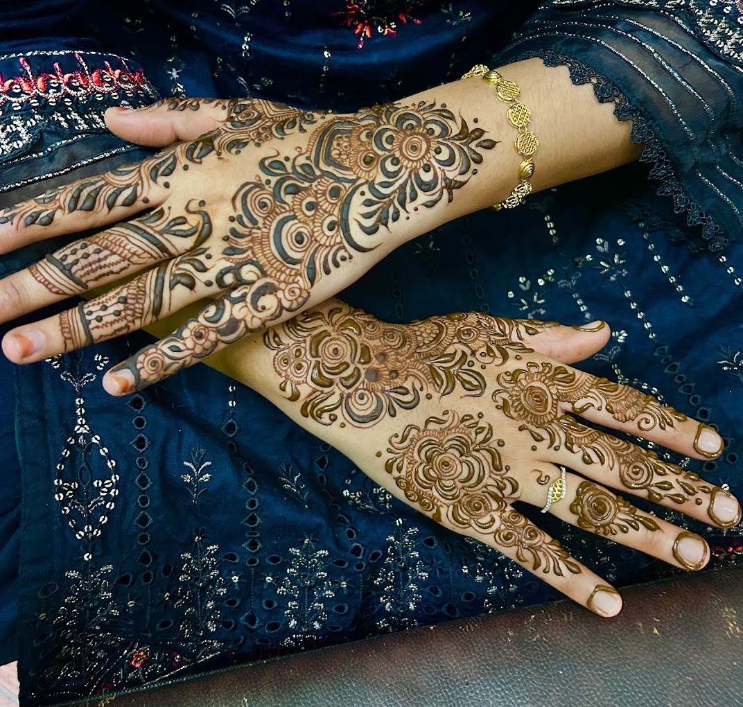 Ayesha Mehendi Art