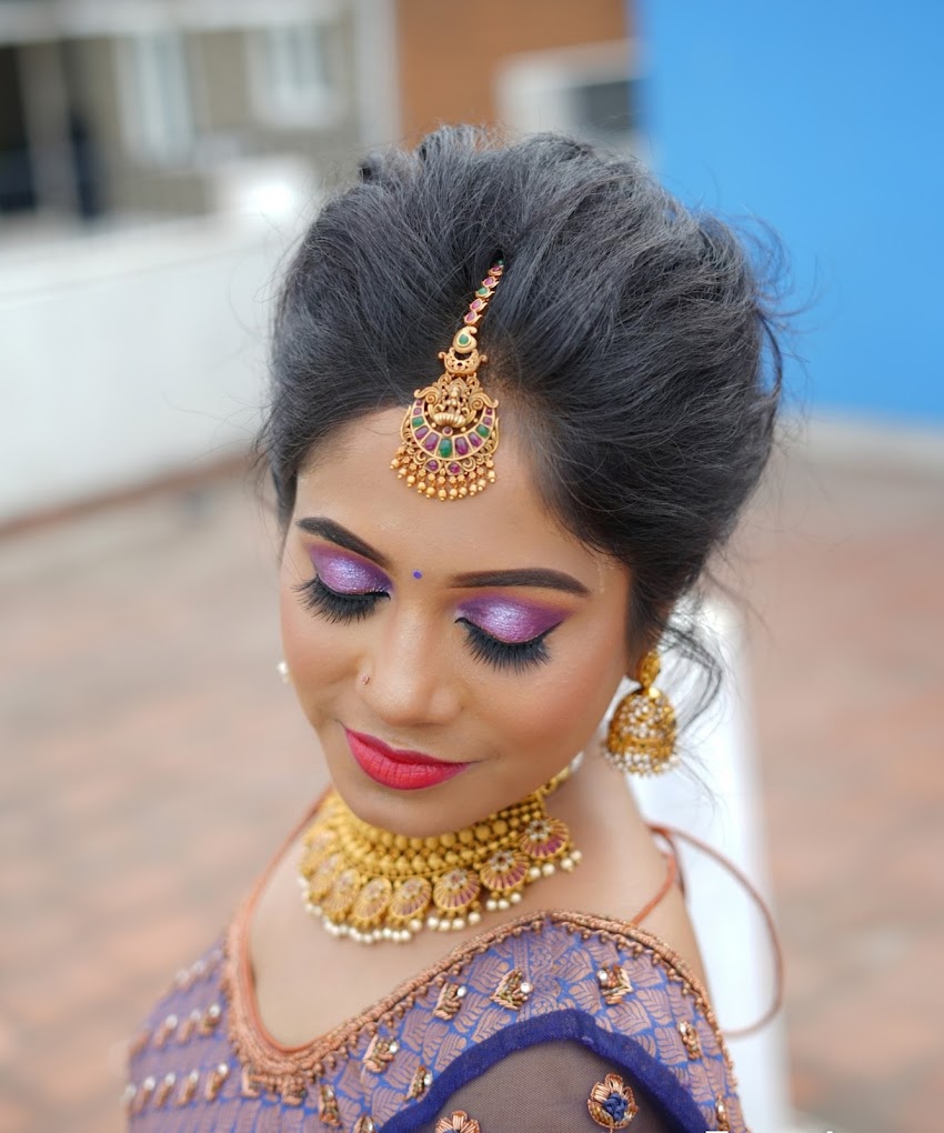 Vinotha bridal makeup artist