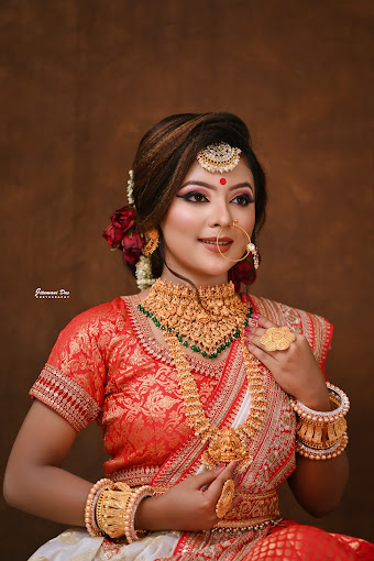  Dipanjali Lahkar Makeup Artist