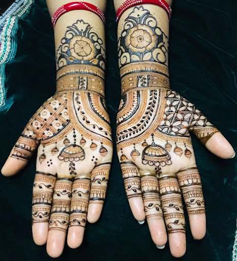 Diksha Mehendi  Artist