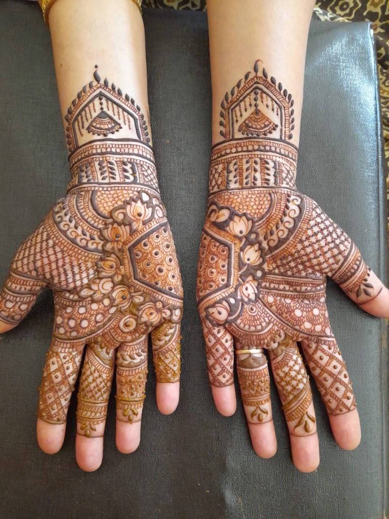  Irha Mehndi