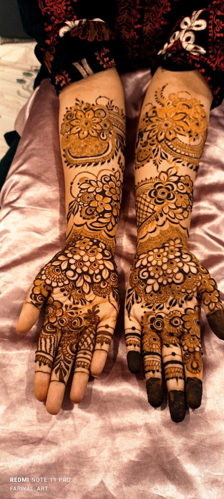 Fariyal Mehendi Art & Classes