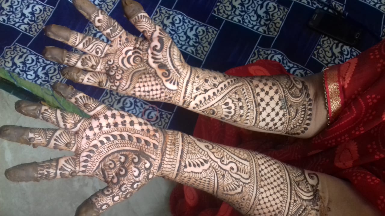 Khushi Bridal Mehndi Artist