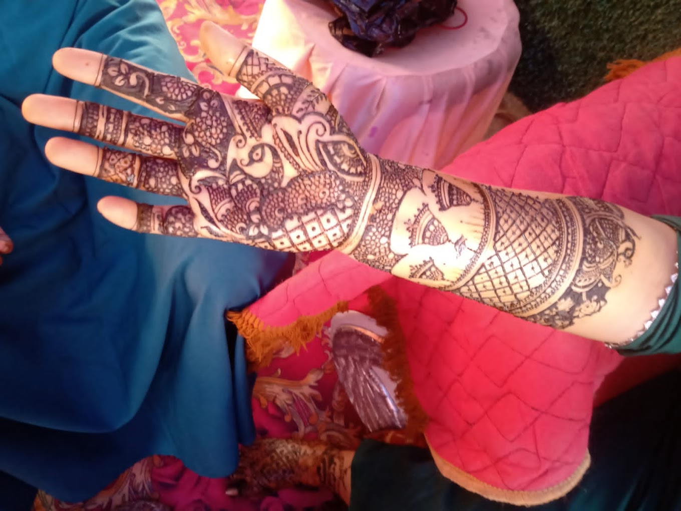 Best Mehndi Artist In Kolkata garia