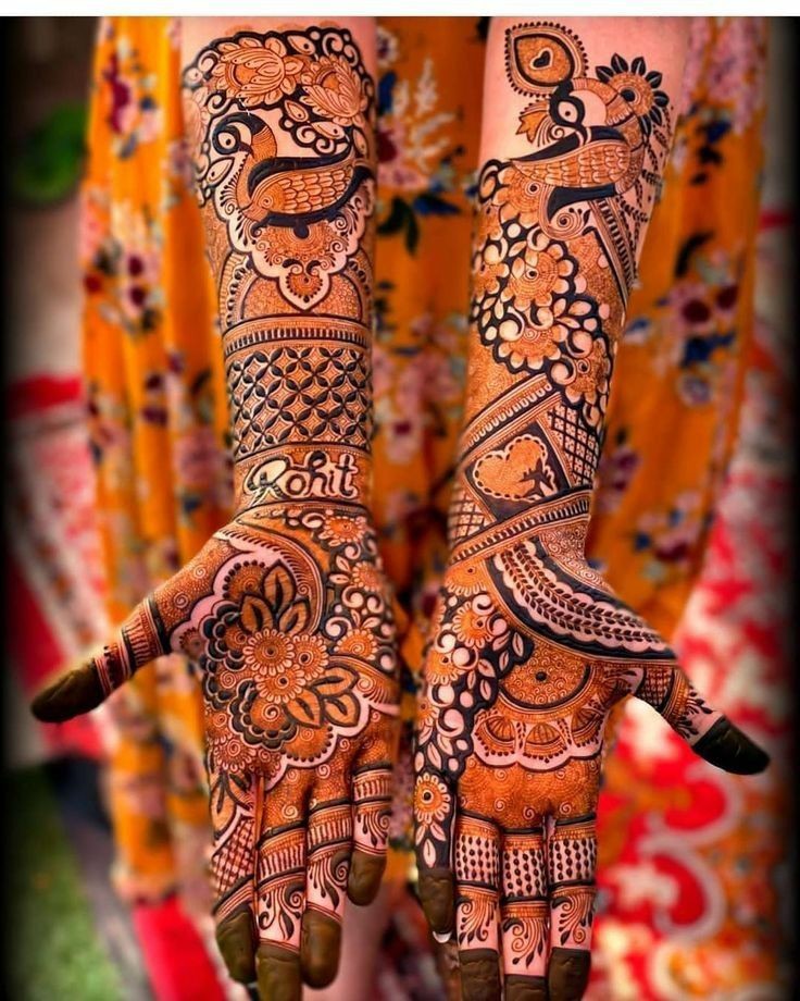 Unique Mehendi Art 