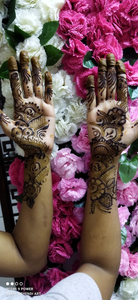 Sakhi Mehendi Art and Classes