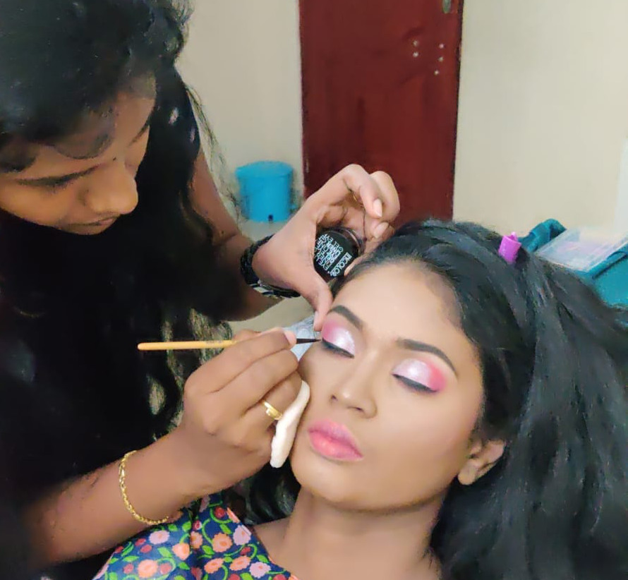 Bhavani Makeover Artistry 