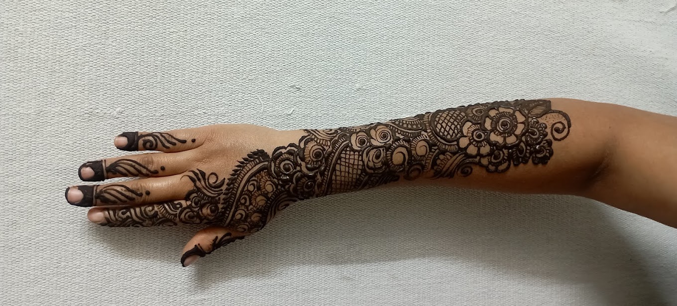 Sakhi Mehendi Art and Classes