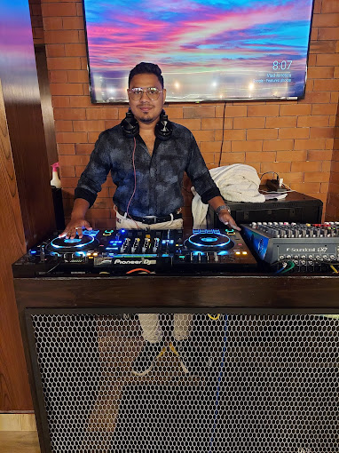 DJ AKASH