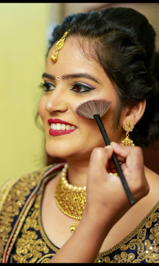 Shrutipa Bridal makeup studio