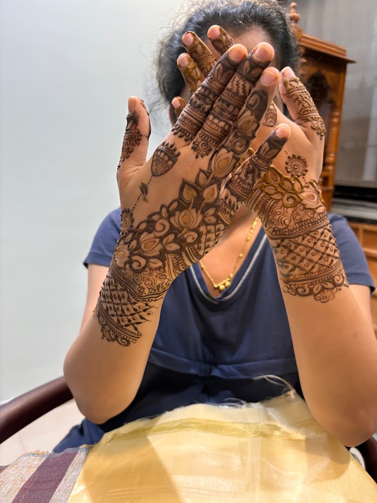  Sarangi Mehndi Art