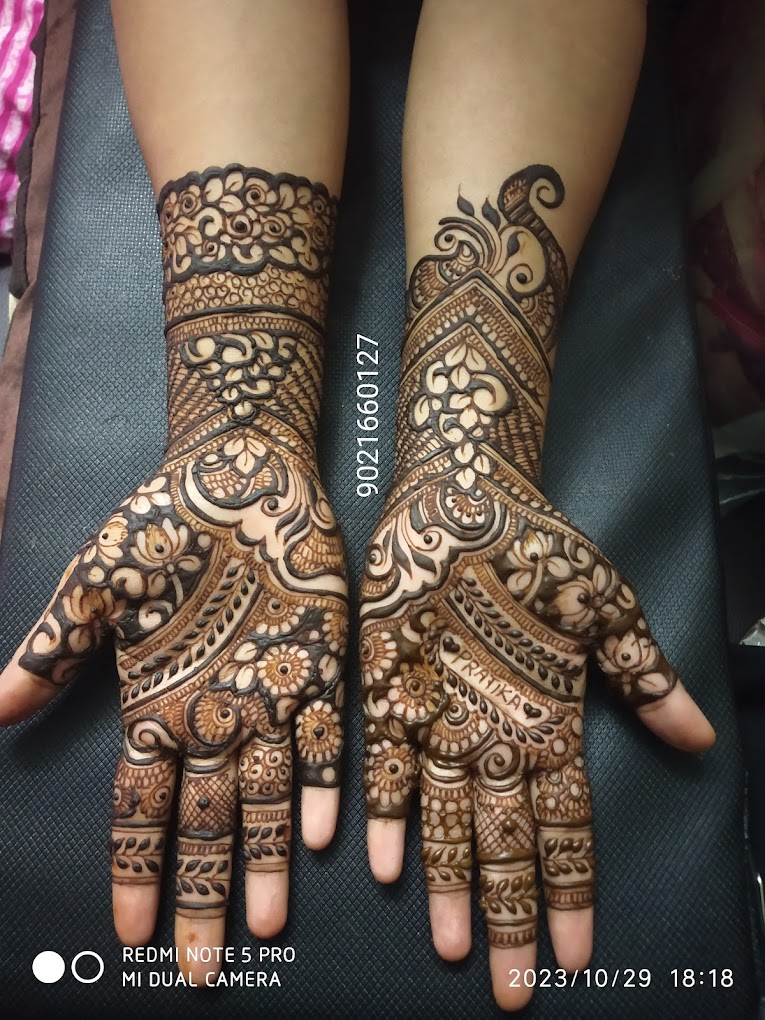  Irha Mehndi